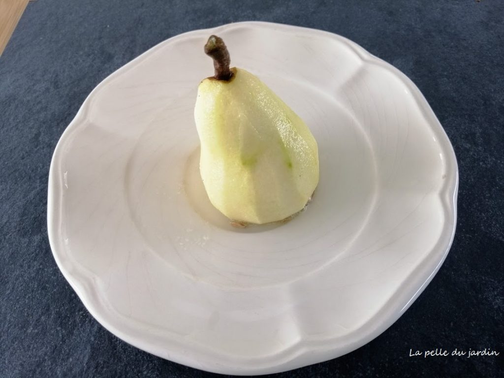 Poire belle Hélène, simple et gourmande La Pelle du Jardin